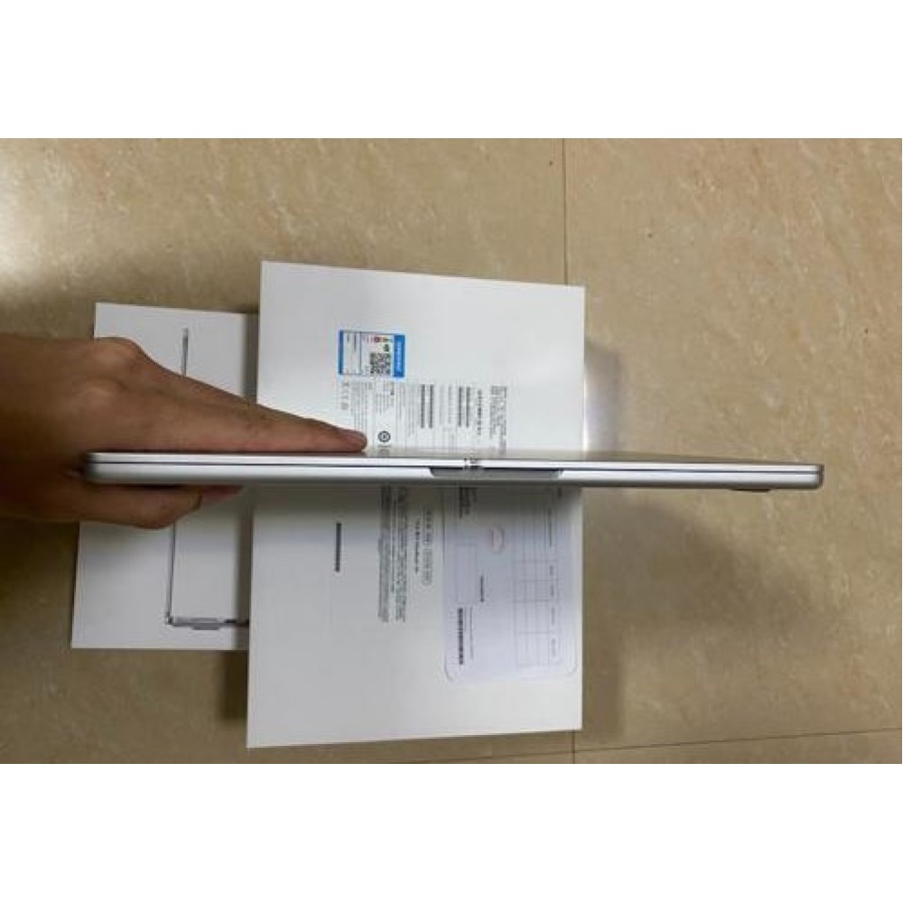 MacBook Air M2